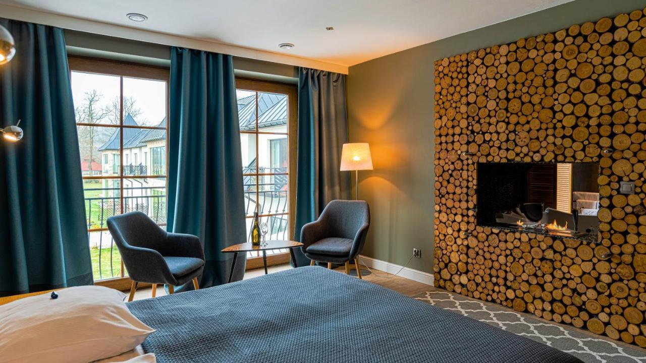 Carynska Resort & Spa Lutowiska Bagian luar foto