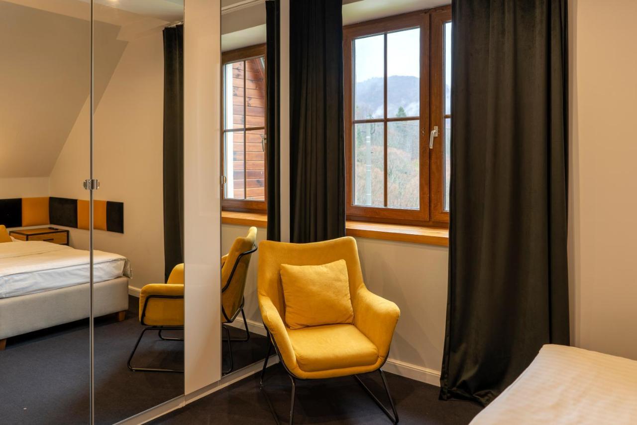 Carynska Resort & Spa Lutowiska Bagian luar foto