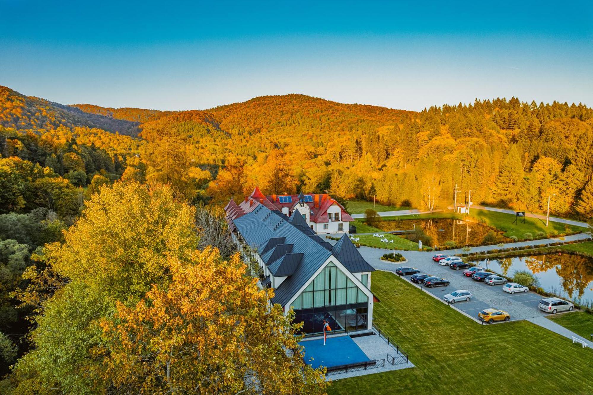 Carynska Resort & Spa Lutowiska Bagian luar foto