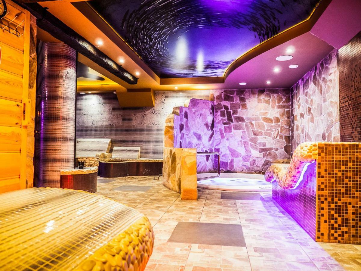 Carynska Resort & Spa Lutowiska Bagian luar foto